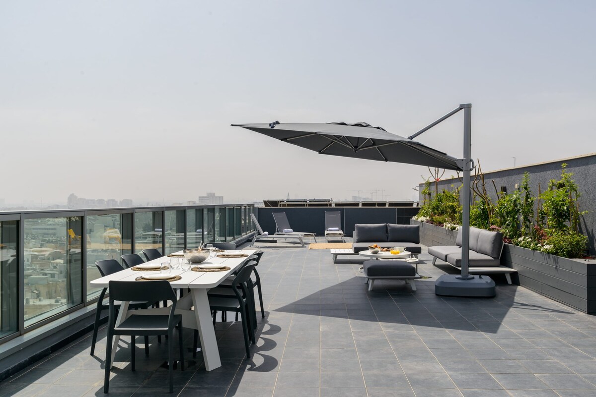 Neve Tsedek-Florentin-Design Duplex Penthouse by H