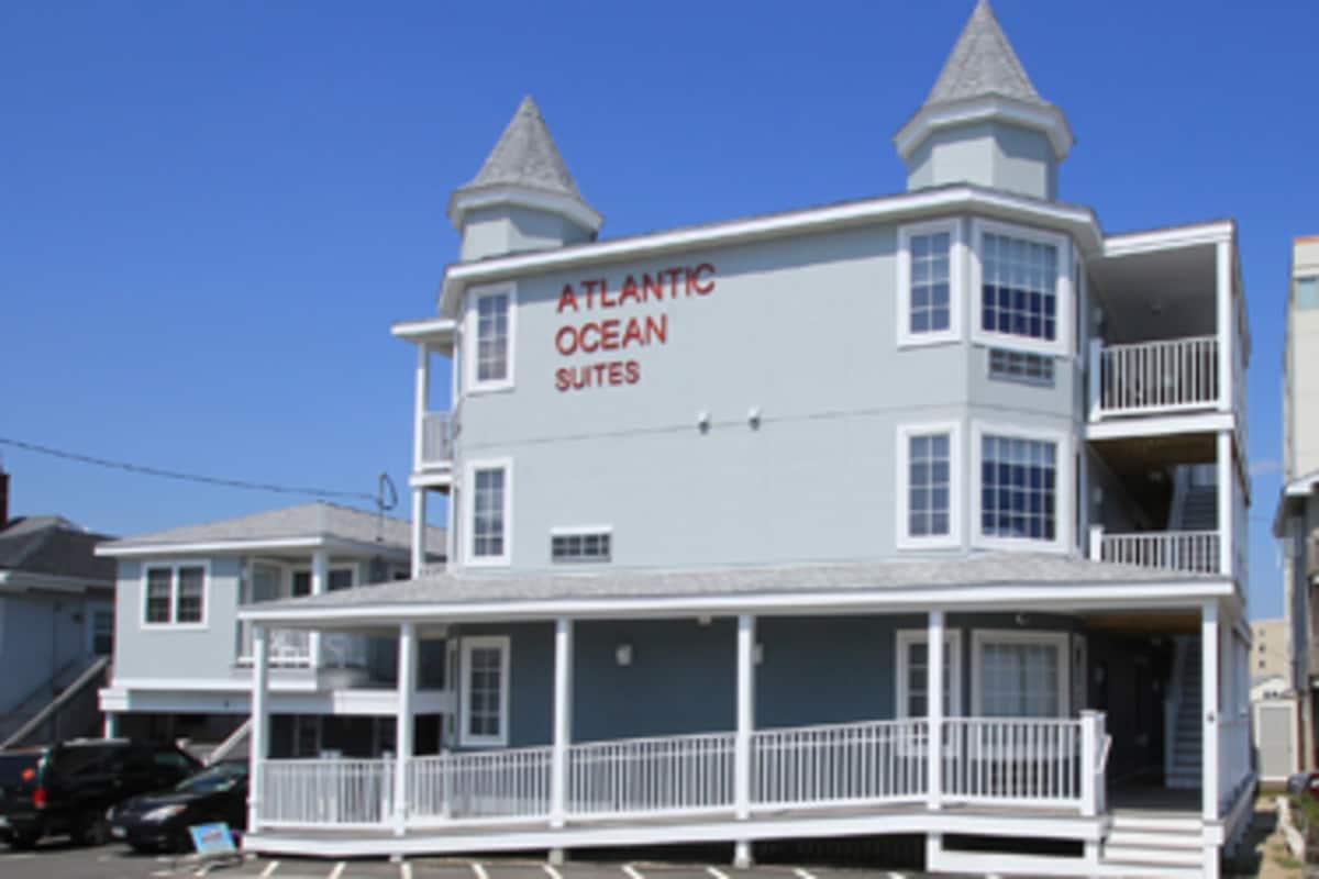 Atlantic Ocean Suites - Sand Castle Suite 1