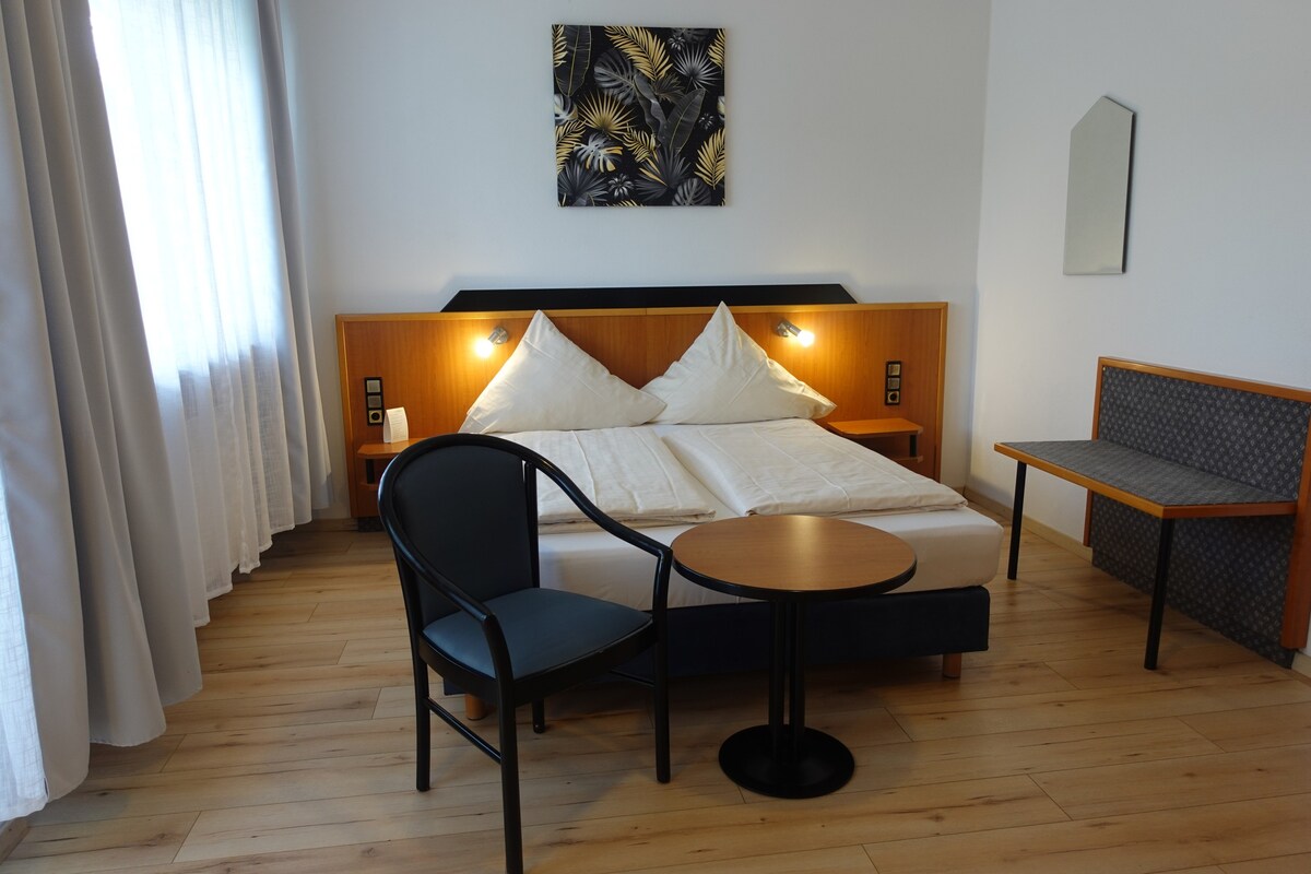 Doppelzimmer-Komfort-Ensuite-Berghof