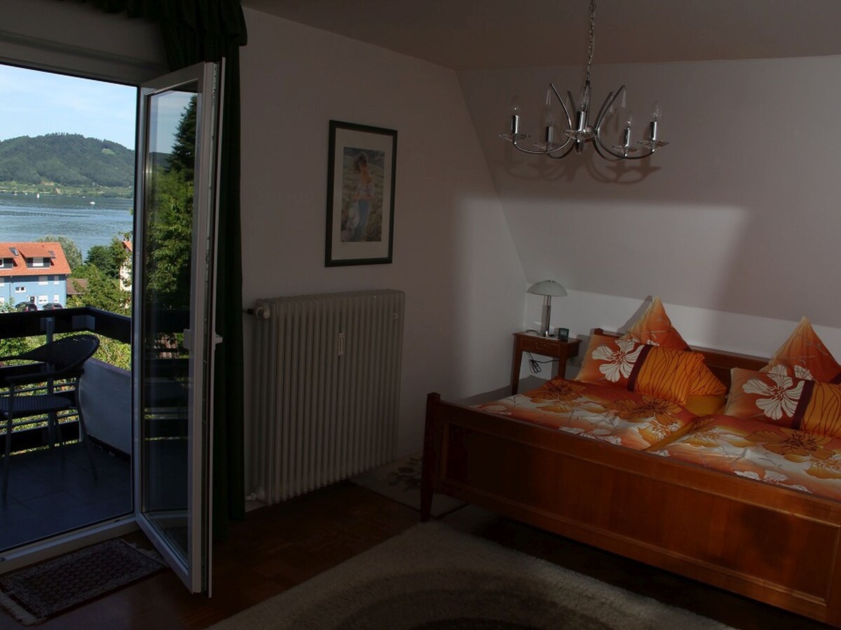 度假公寓， Joos ， （ Bodman-Ludwigshafen ） ， 116平方米的度假公寓， 3间卧室，最多可入住7人