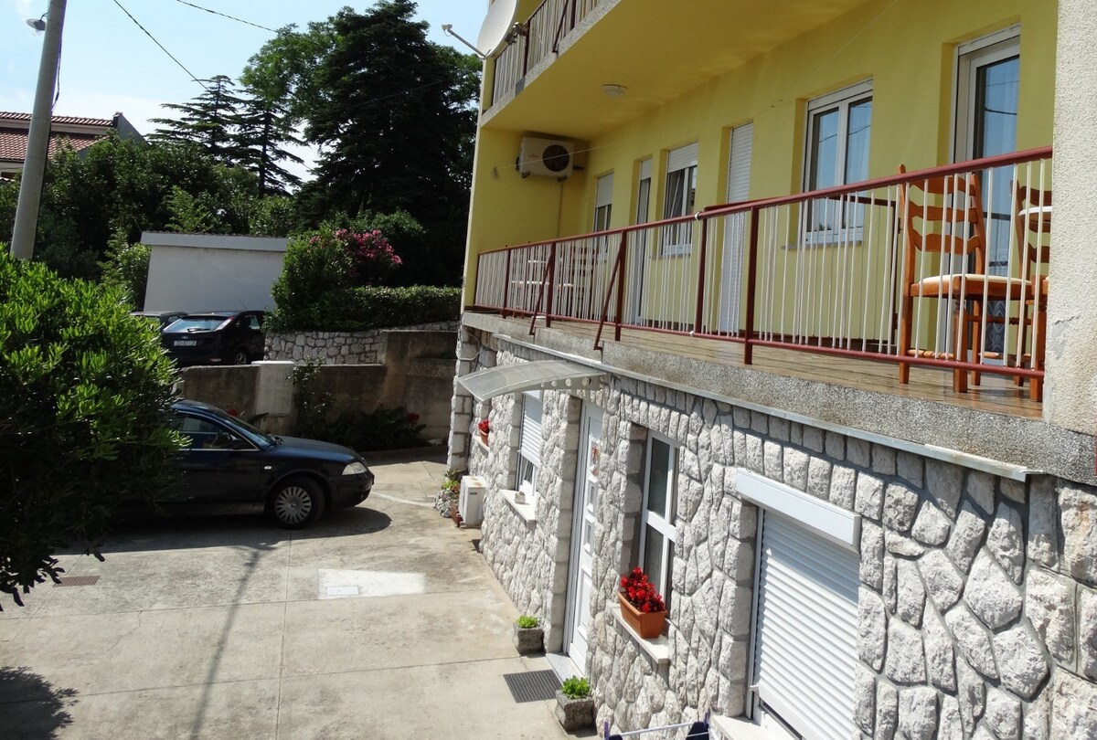 Apartment Zrinko A1(5)-Mali Novi Vinodolski, Rivie