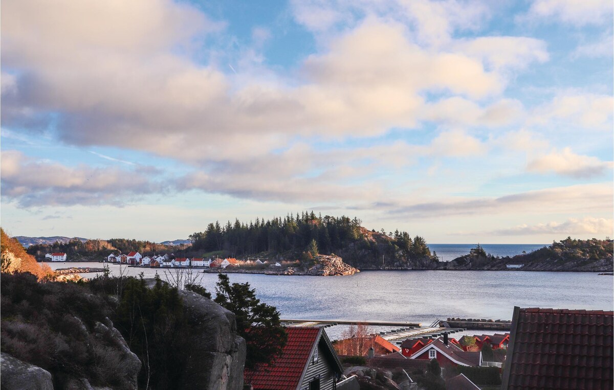 林德斯尼斯（ Lindesnes ）的漂亮房源，设有5间卧室和桑拿房