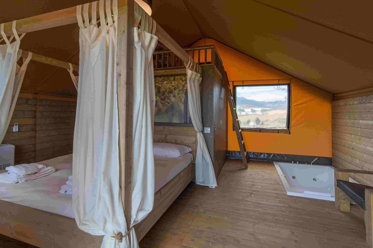 Luxury Glamping