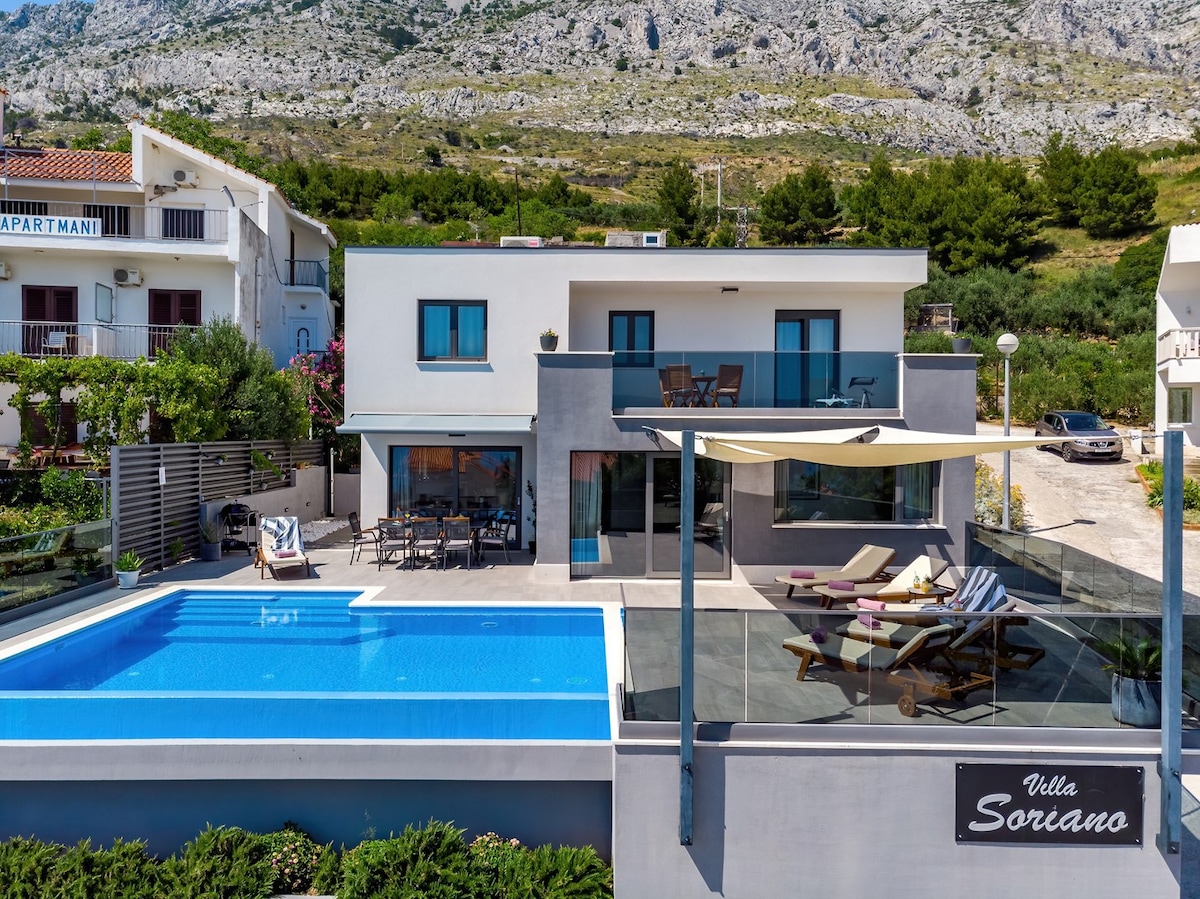 Villa Soriano, heated pool, sea view,130m from sea