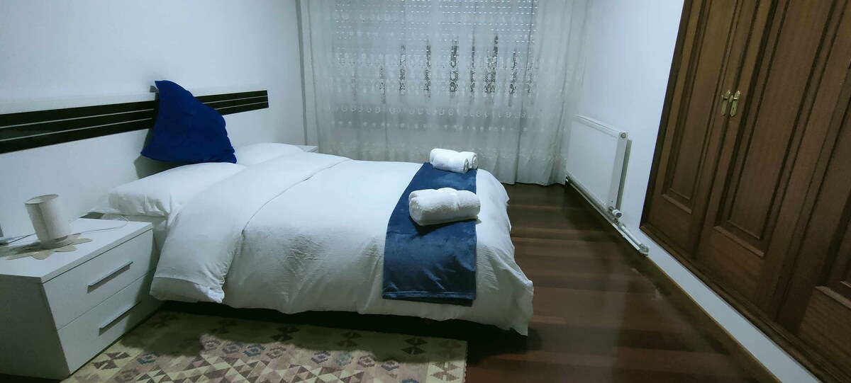 4 Bedroom Apartment in Monforte for a Short Let,