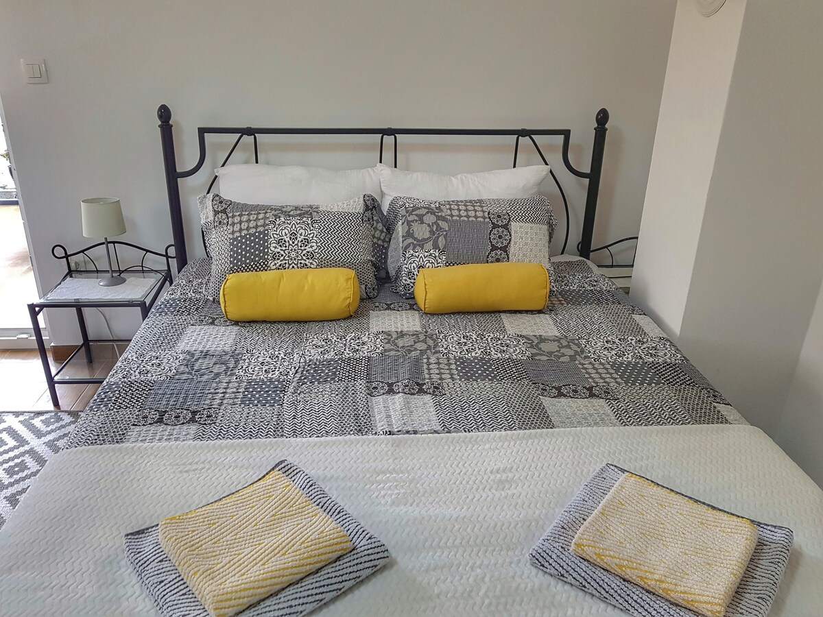Danijel公寓和房间-配备独立卫生间的单卧室（ 2个橙色）