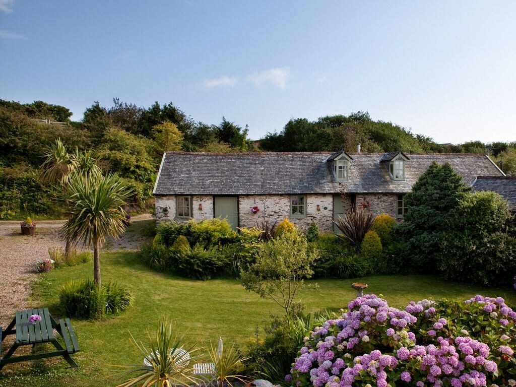 Aggie's Cottage at Higher Mullacott