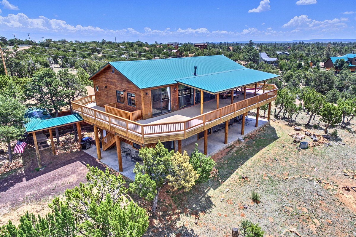 Overgaard Cabin w/Pool Table+Incredible View!