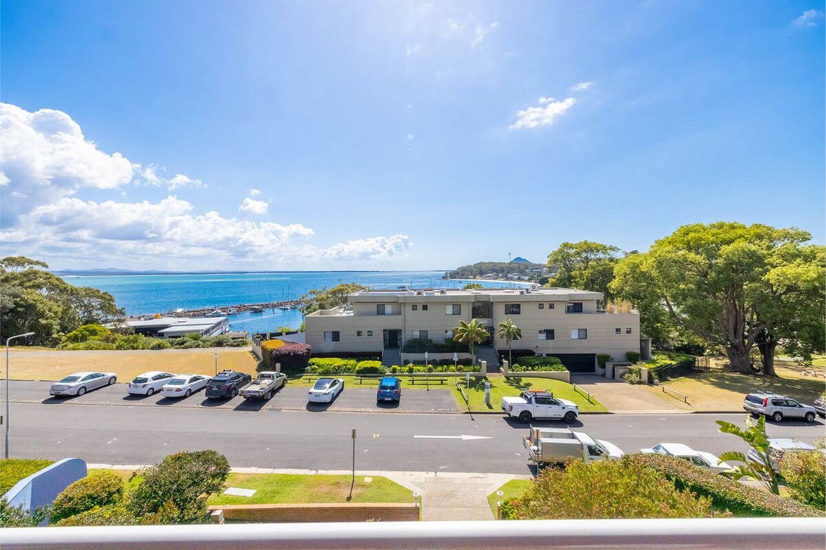 Portofino, 6/7 Laman St - Water Views & in town