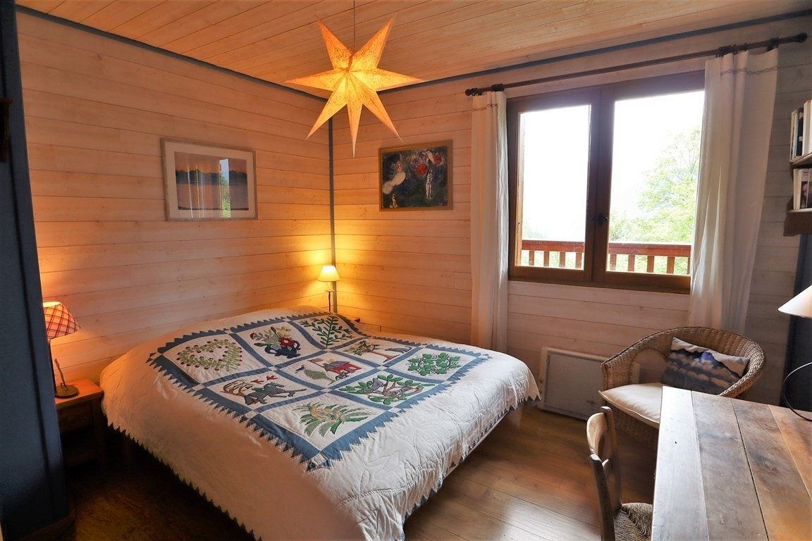 Les Saisies。装修精美的度假木屋，可容纳10至12人入住。