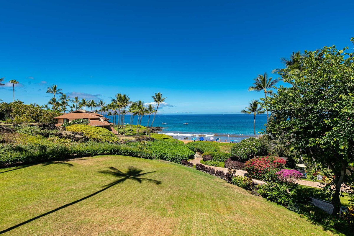 Ocean Front Views at Makena Surf A204!