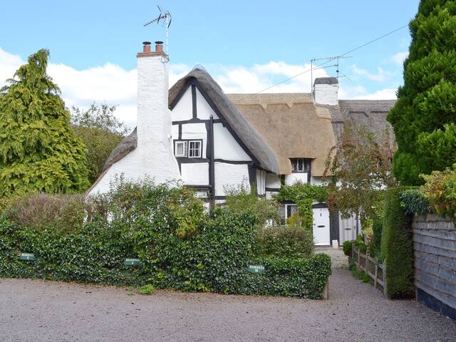 埃文河畔斯特拉特福（Stratford-upon-Avon）的民宿