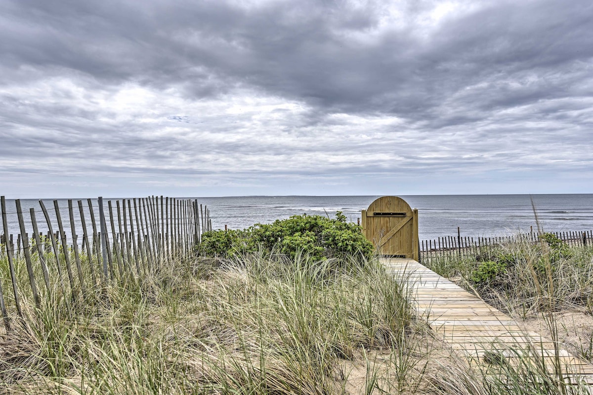 Peaceful Cottage w/Grill - Steps to Matunuck Beach