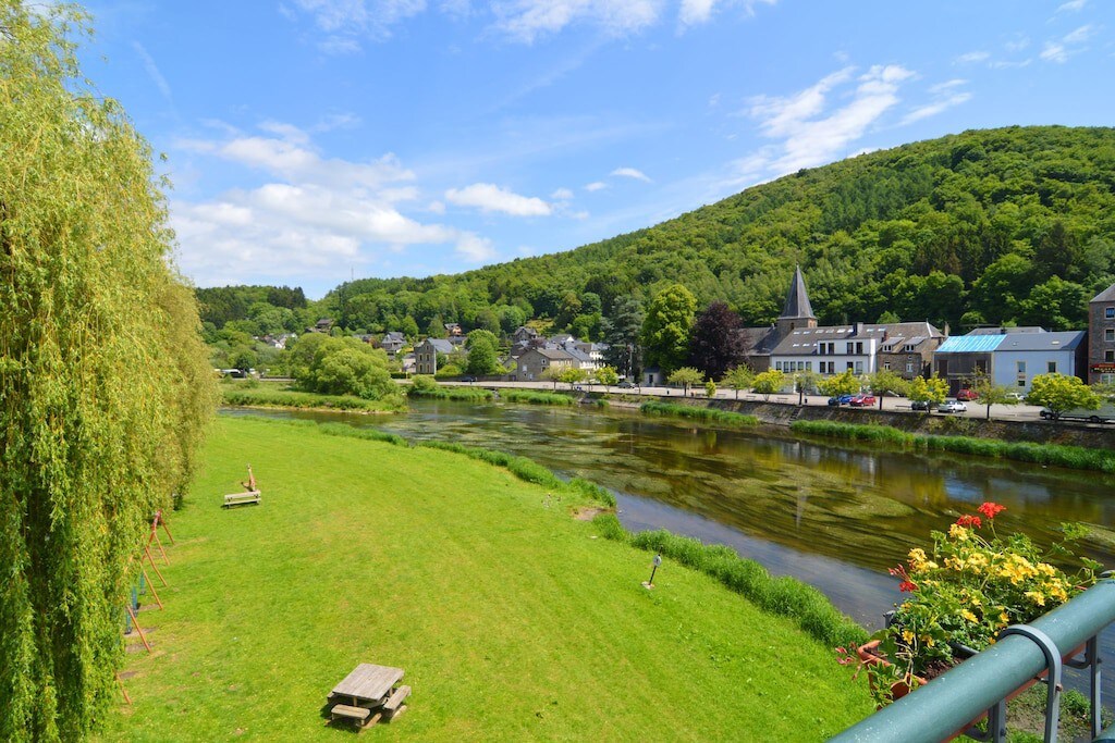 阿登（ Ardennes ）带私人花园的宽敞乡村小屋