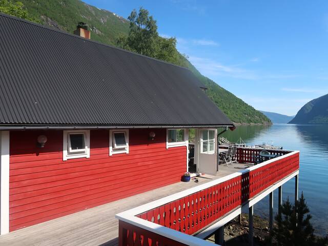 Arnafjord的民宿