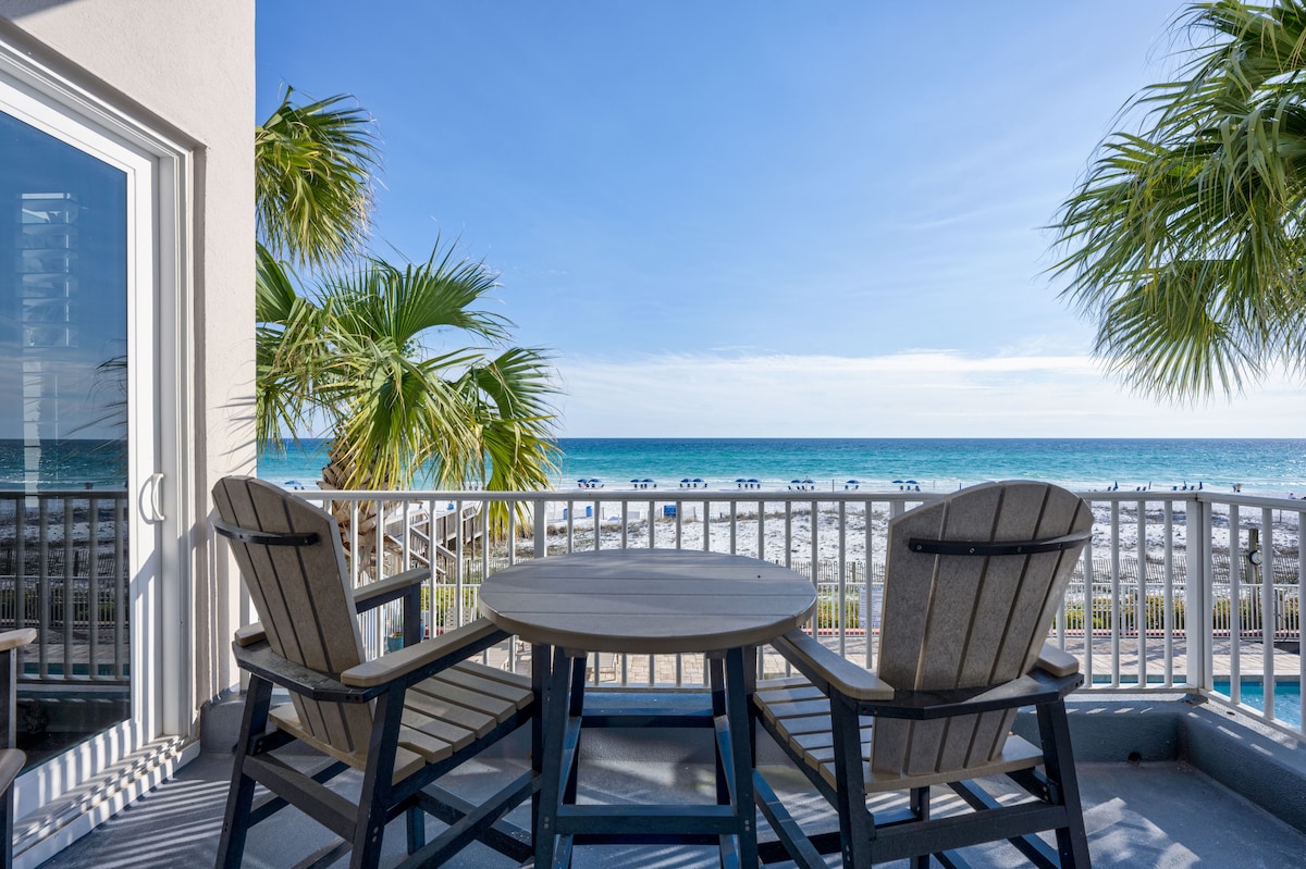 208 Inn At Crystal Beach Luxury Beachfront Condo