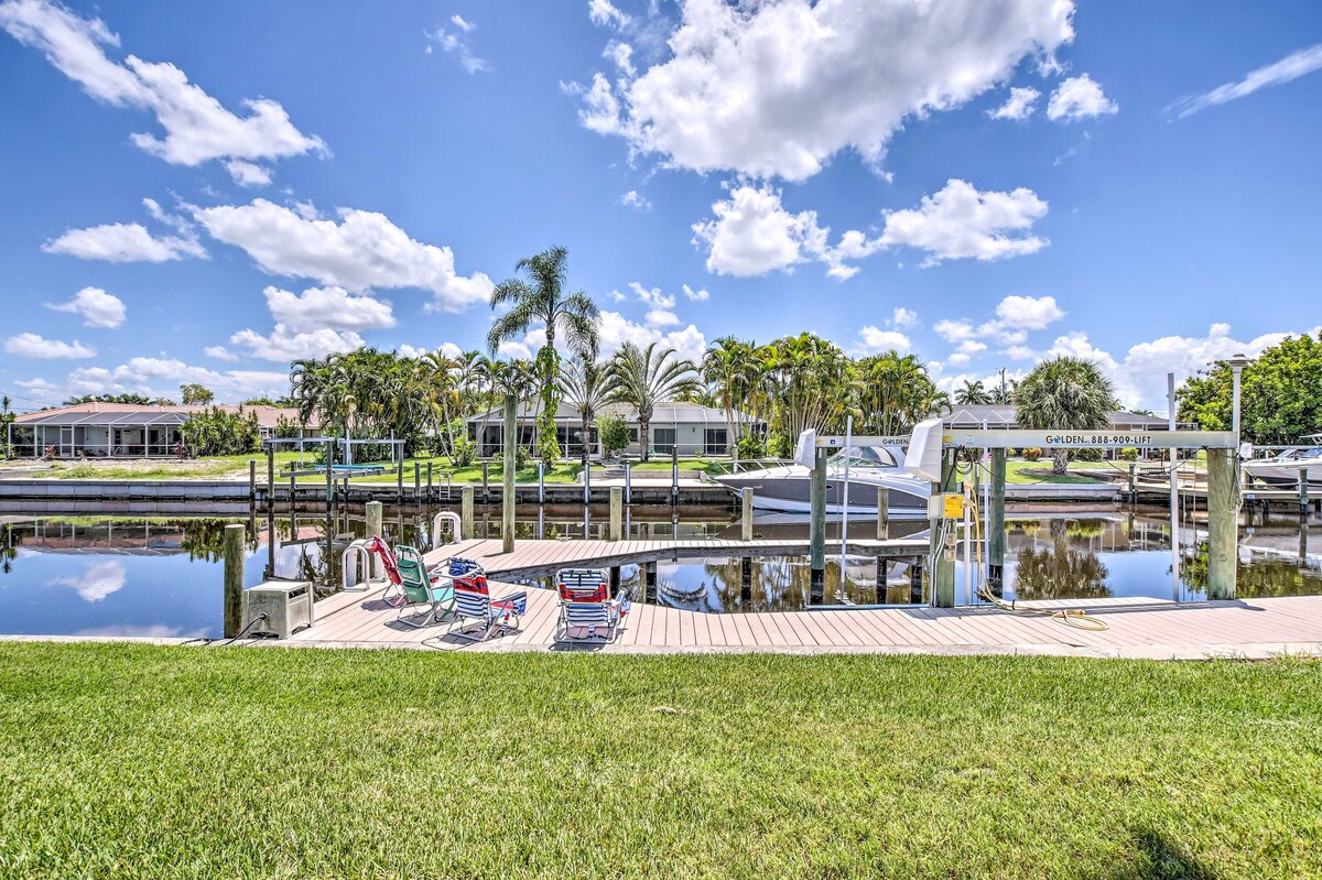 Cape Coral Waterfront Home ，带泳池和码头！