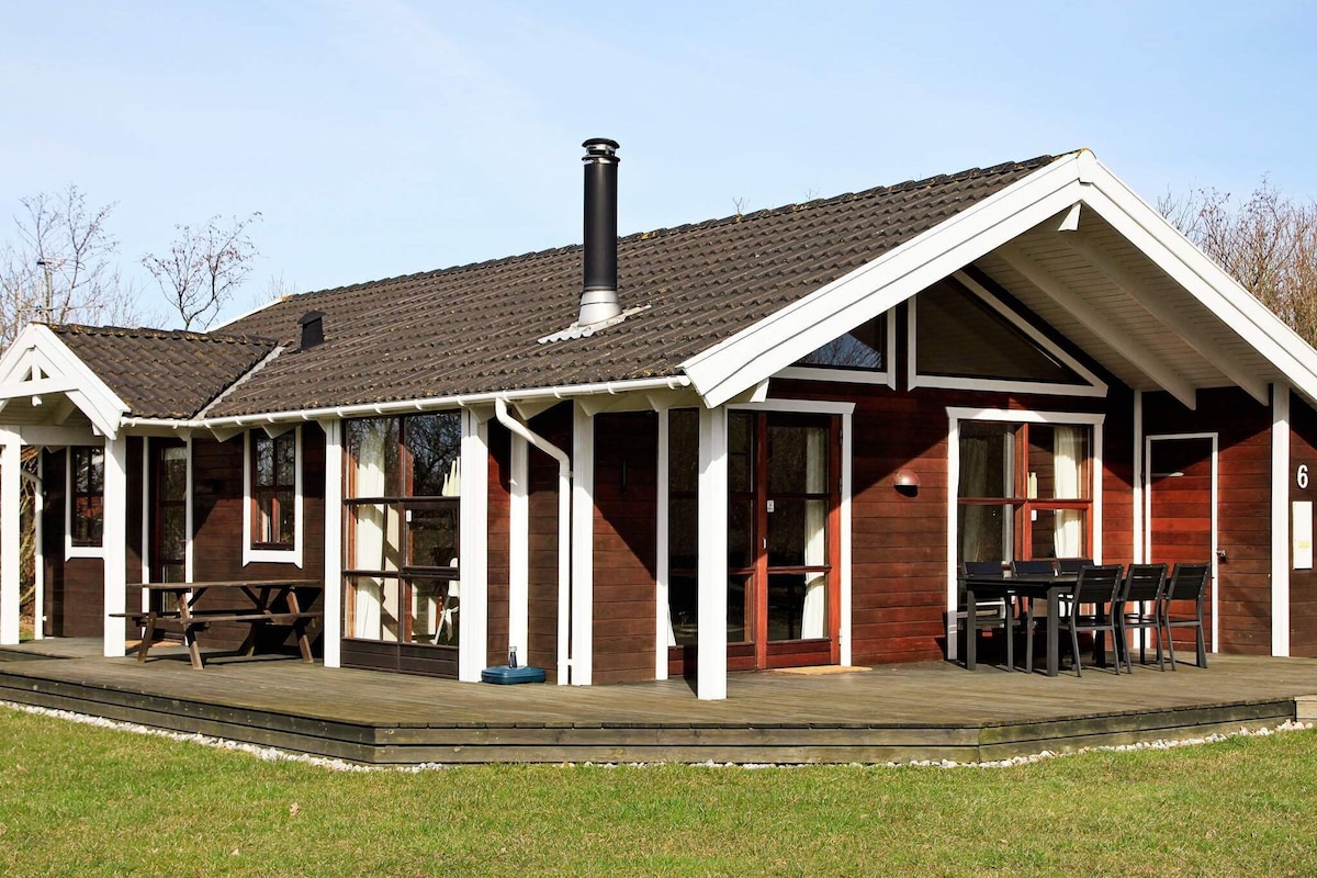 8 person holiday home in hemmet