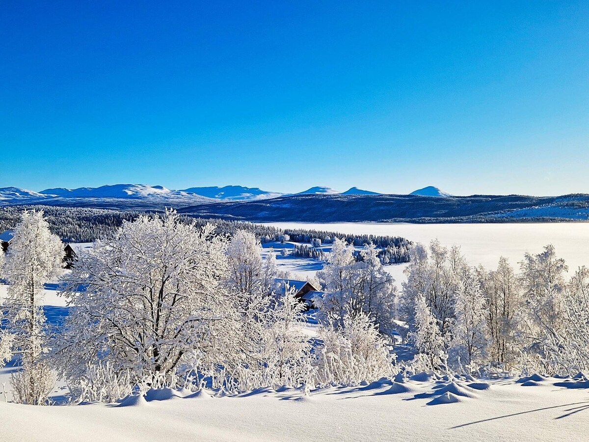 6 person holiday home in nordli