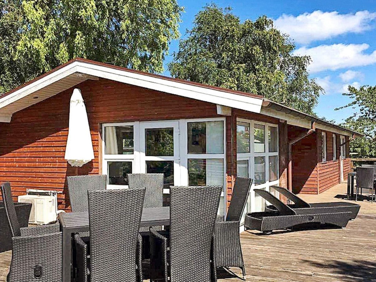 10 person holiday home in juelsminde