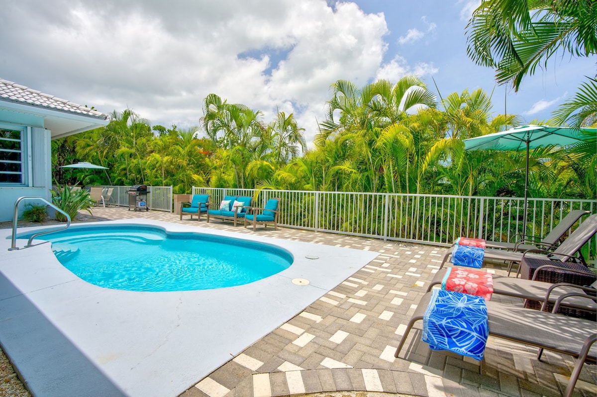 P27 - Private Beach Access! Pool home with everyth