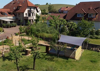 Ferienwohnungen Gästezimmer Familie Neubert (Nordheim), Ferienwohnung Quitte (50 m²) mit großem Südost-Balkon
