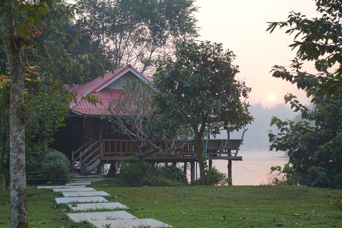 BaanRaiKhunYa ，桂河3卧室小屋