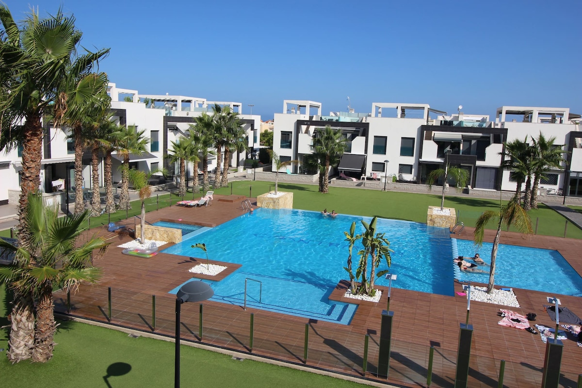 Apto. atico Oasis beach La zenia Iv