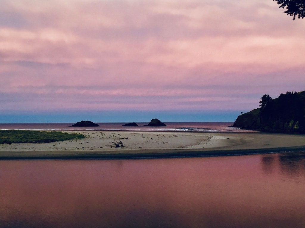 Savage Cabin - Ocean and Estuary Nature Retreat