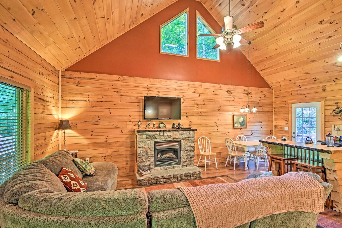 Rustic Andrews Cabin Rental w/ Deck + Fire Pit!