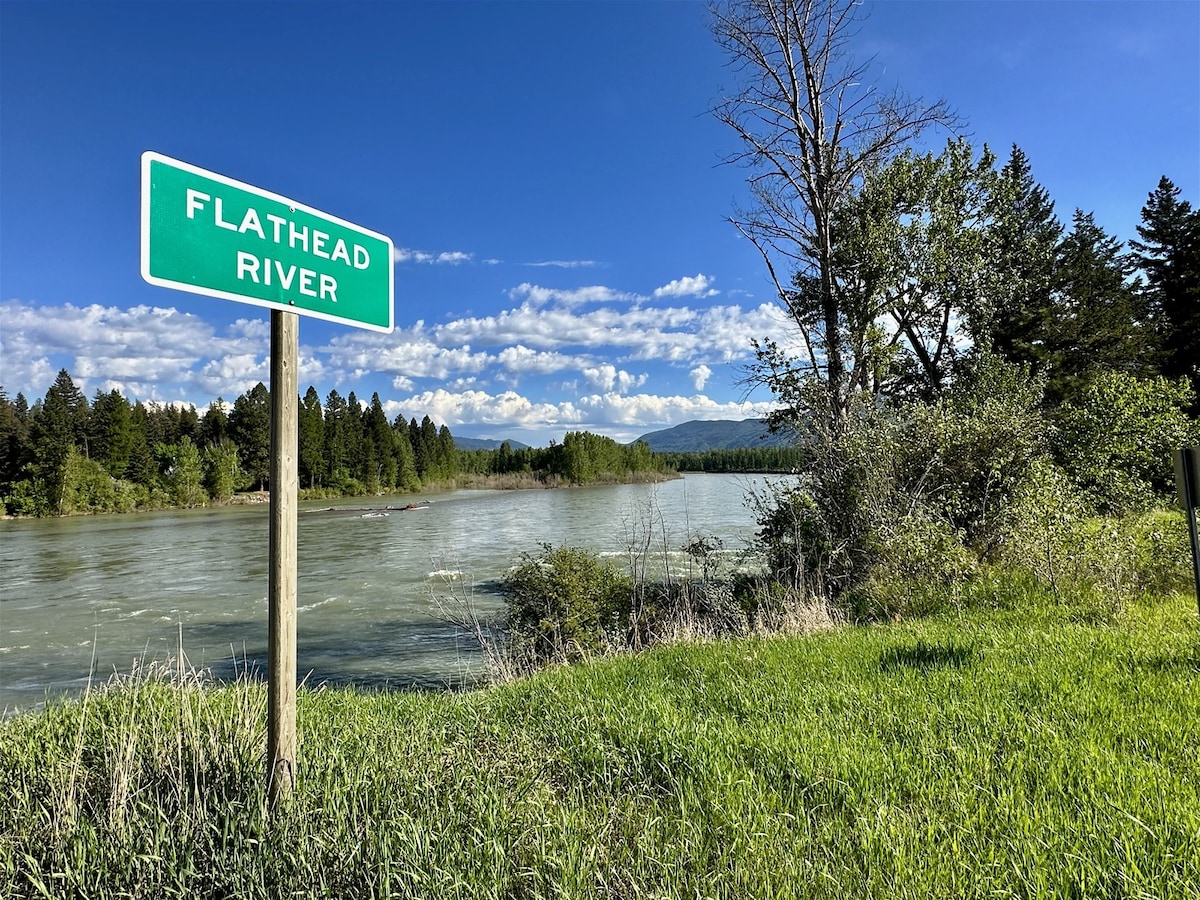 Welcome to our Flathead River Haven