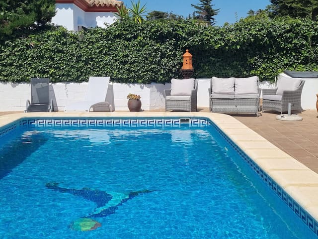 SunshineGroup Rentals managed Airbnb listing 3