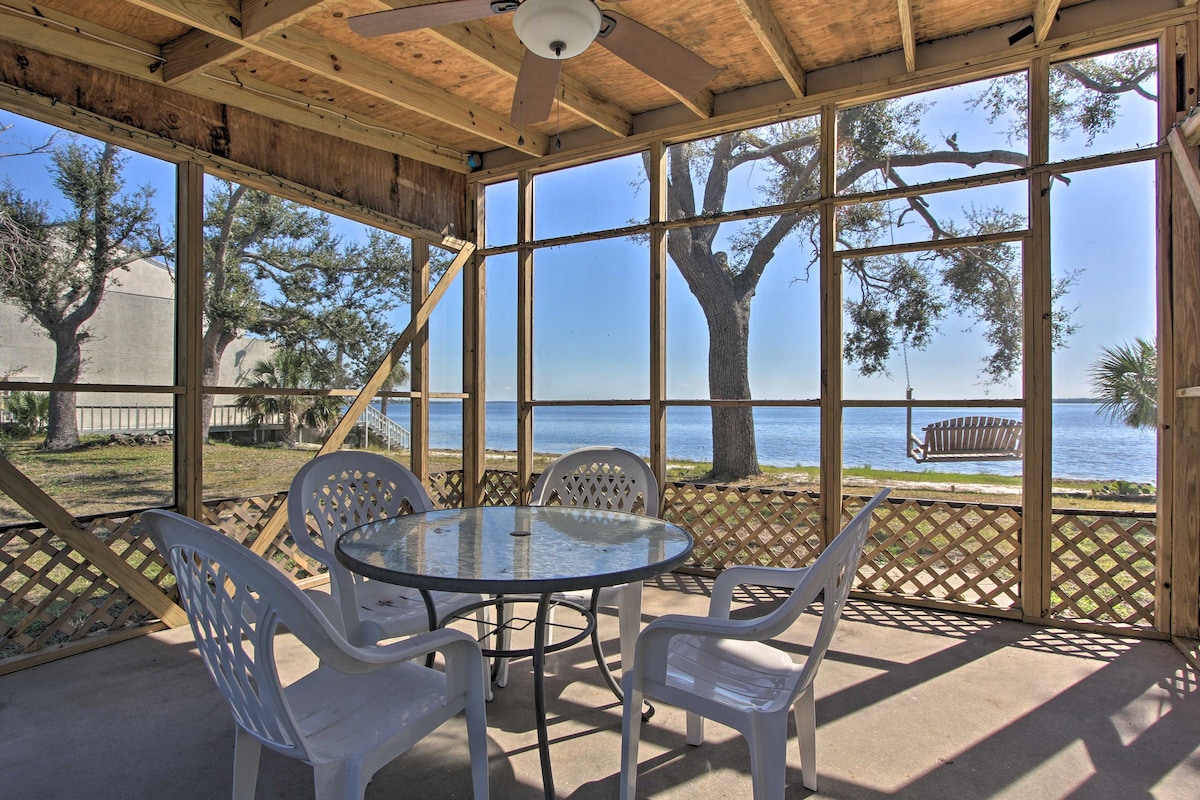 Live Like a Local - Bayfront Panama City Home