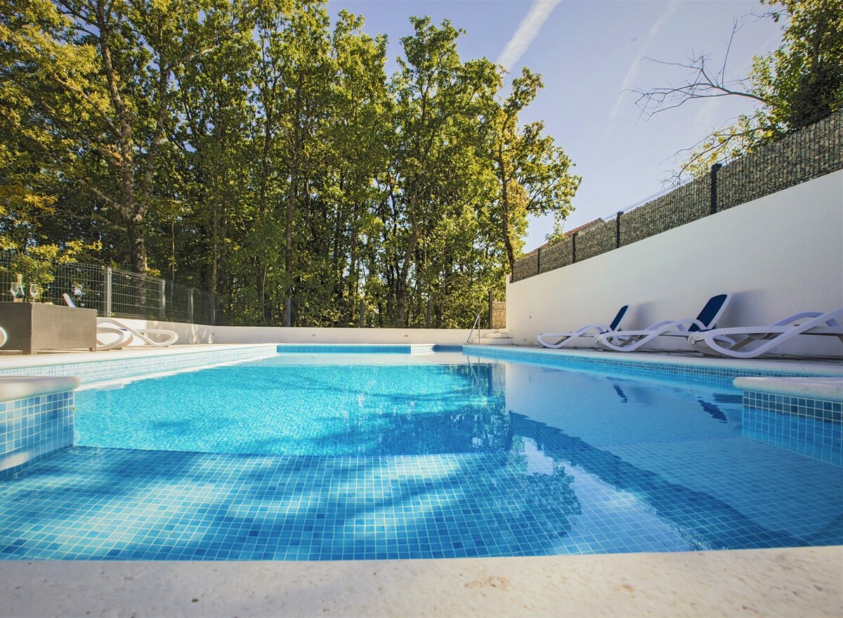 Villa Luck in Imotski, private pool, bbq