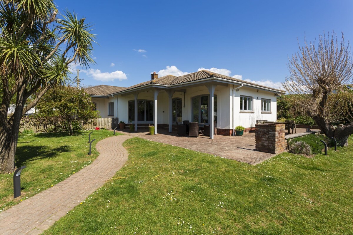 Choice Cottages | Croyde Lindens | Luxury