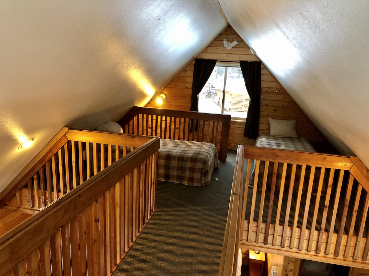 Riverside Cabin at Susitna River Lodging