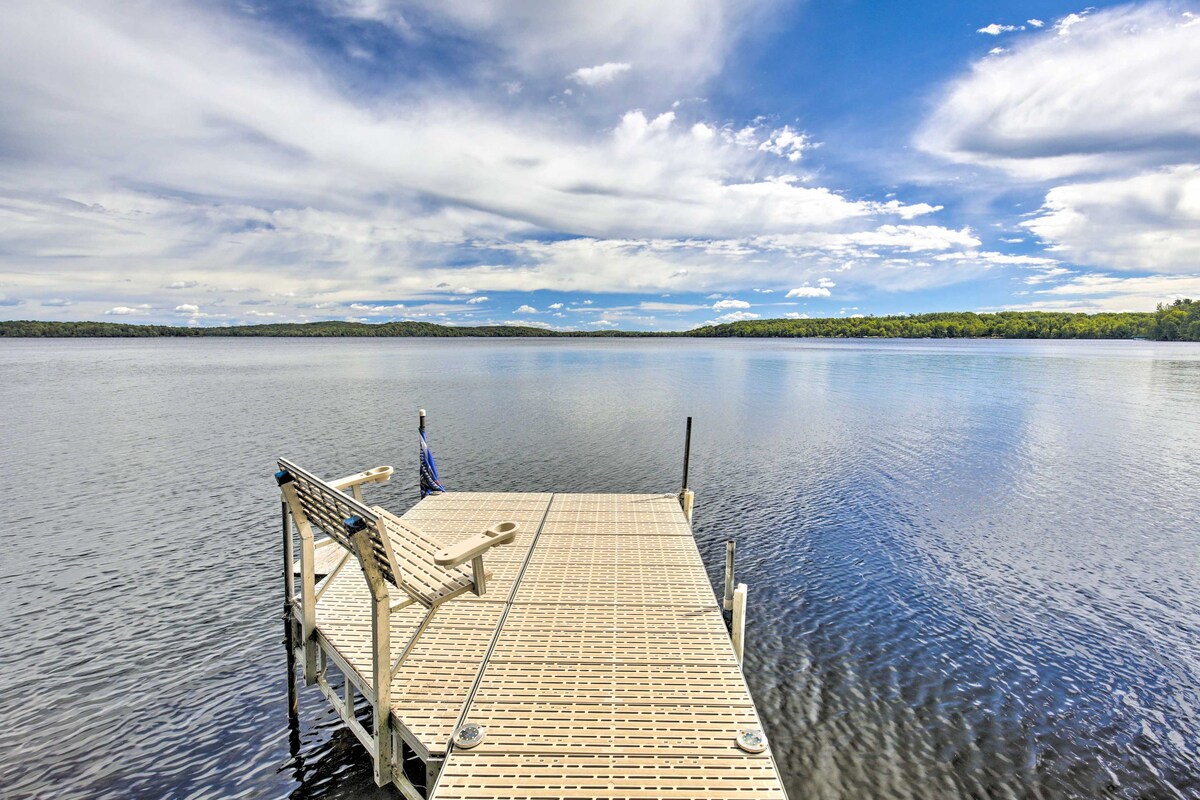 Lakefront Family Escape w/ Views, Dock, & Kayaks!