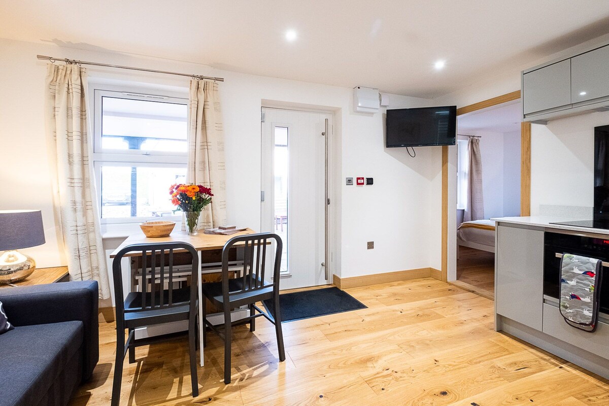 Three Tuns Apartments - Sycamore