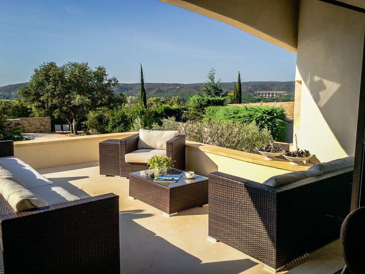 A Castillon-du-Gard: villa de vacances moderne, pi