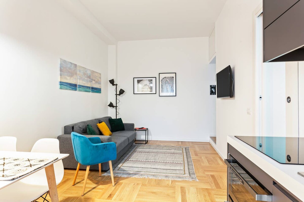 Design and new flat in Navigli district