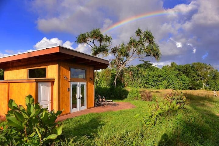 Jungle Cottage at Vibrant Retreat Center