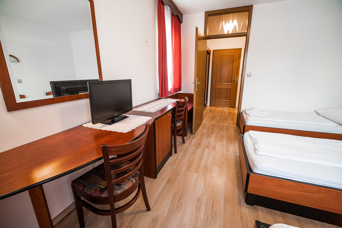 Triple room with balcony 21