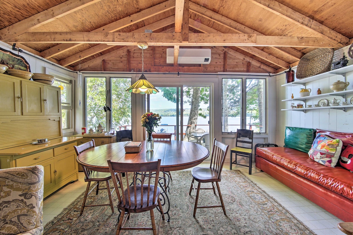 Quiet & Lovely Lakefront Cottage for Families!