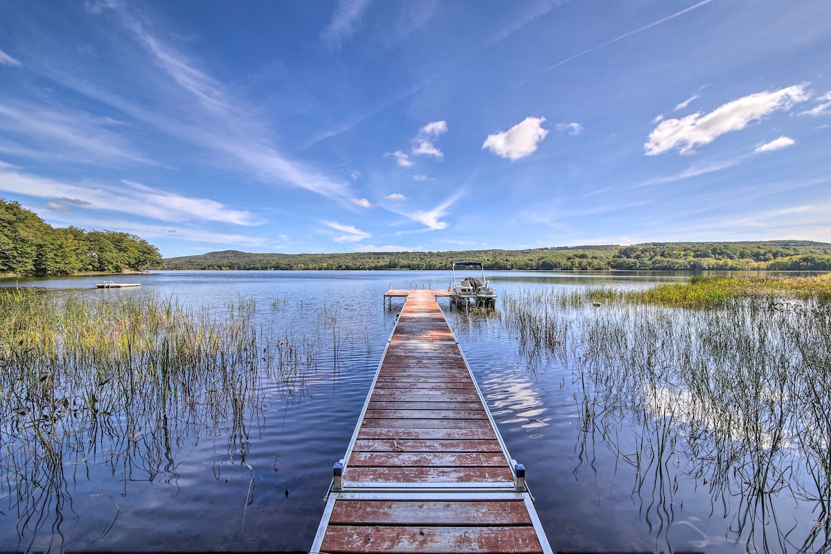 Quiet & Lovely Lakefront Cottage for Families!