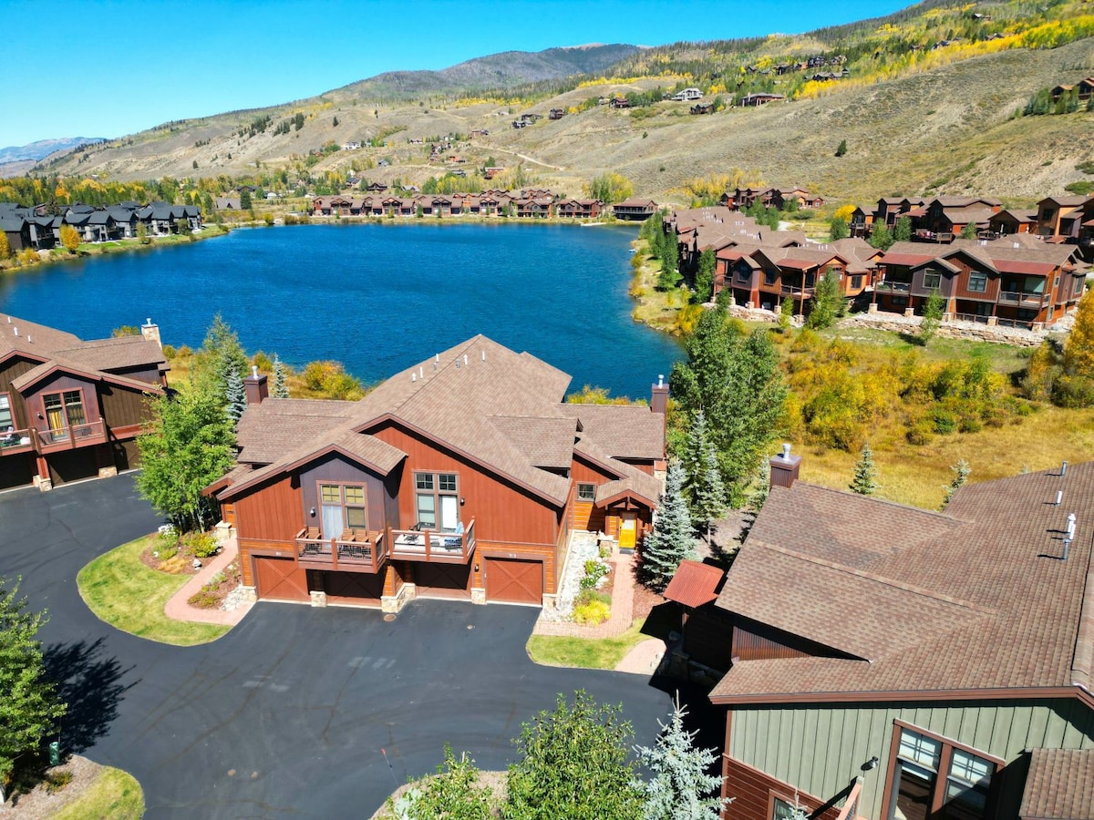 Gorgeous Western Ranch, Private Lake 313