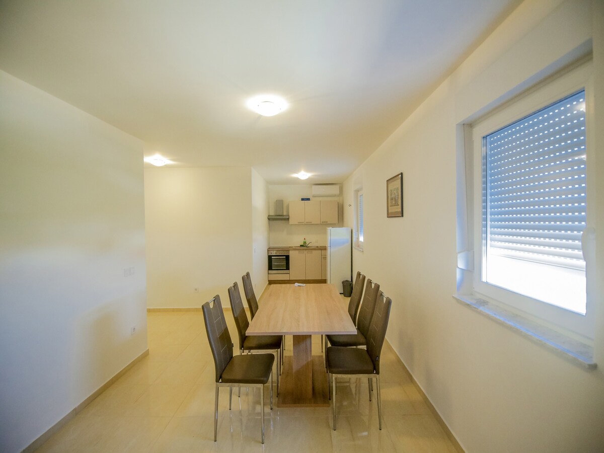 A-17954-h Two bedroom apartment with terrace and