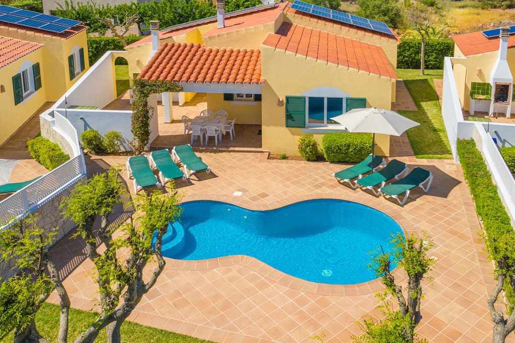Linardo 2, Villa with pool and air conditioning.