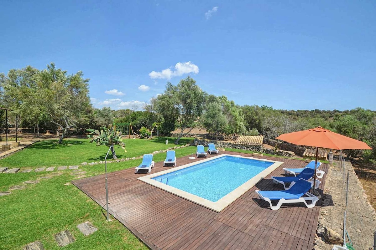 Country house 4 km from the sea pool & acc for 6