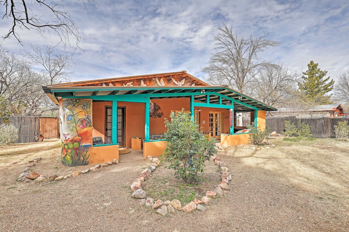 Vibrant 'Casa Paloma 2' w/ Patio - Near Vineyards!