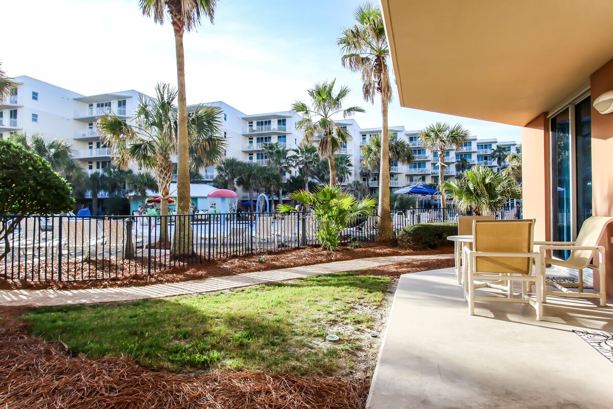 Poolside! Waterscape A108 Courtyard Walk-Out